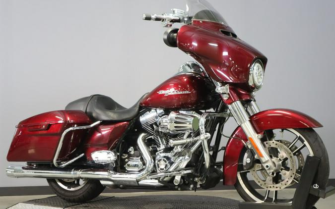 2014 Harley-Davidson Street Glide Special