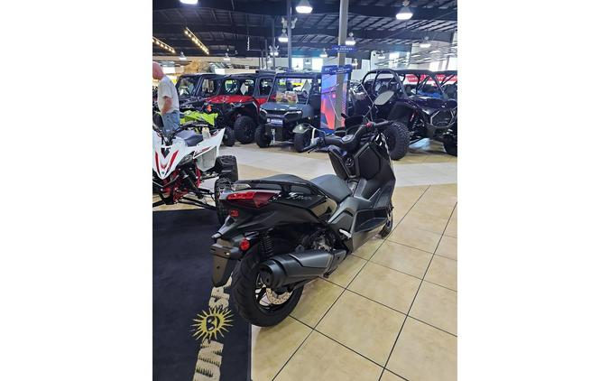 2025 XMAX - Yamaha