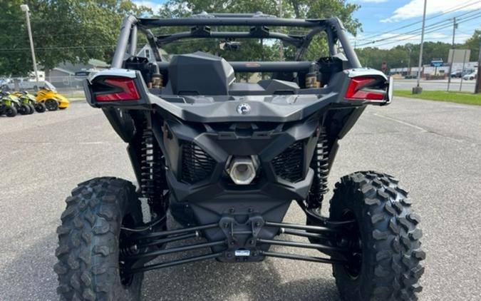 2024 Can-Am® Maverick X3 DS Turbo RR Catalyst Gray