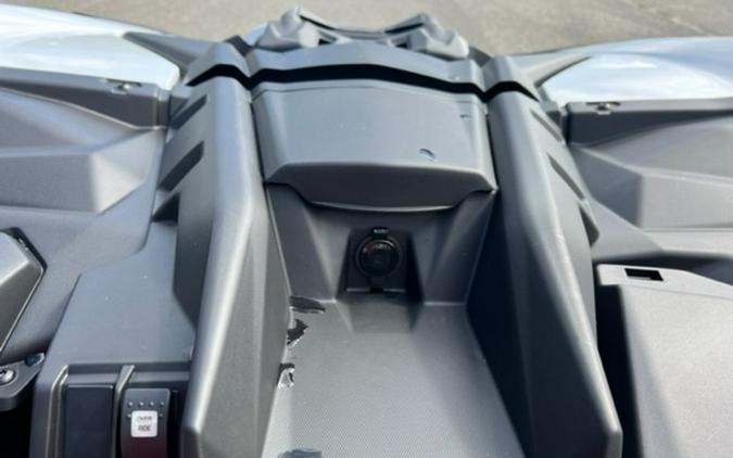 2024 Can-Am® Maverick X3 DS Turbo RR Catalyst Gray