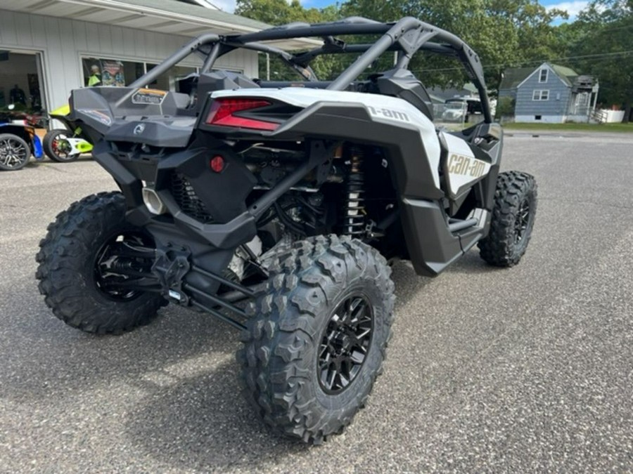 2024 Can-Am® Maverick X3 DS Turbo RR Catalyst Gray