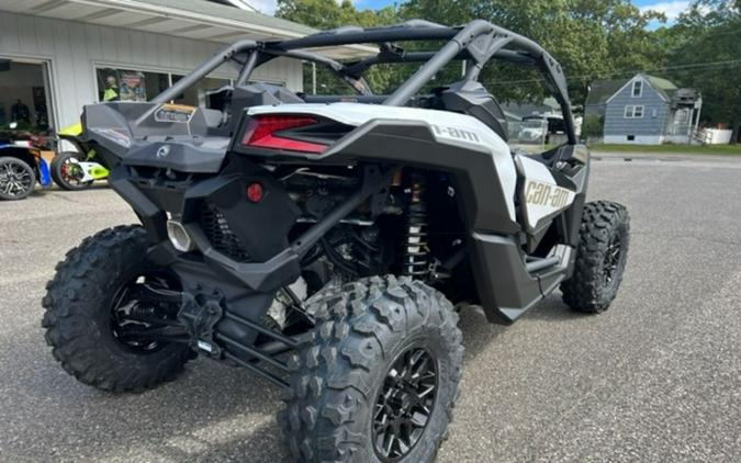 2024 Can-Am® Maverick X3 DS Turbo RR Catalyst Gray