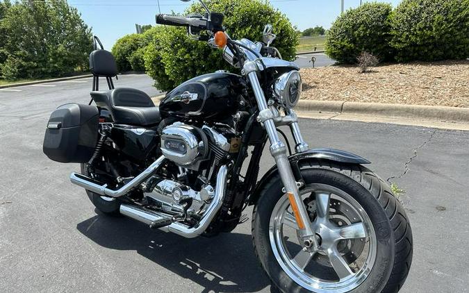 2011 Harley-Davidson® XL1200C - Sportster® 1200 Custom