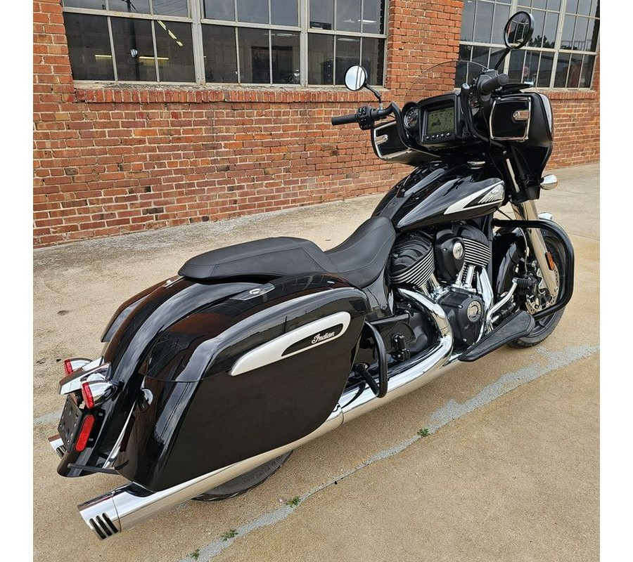 2022 Indian Motorcycle® Chieftain® Black Metallic