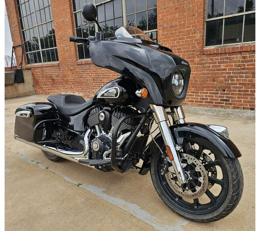 2022 Indian Motorcycle® Chieftain® Black Metallic