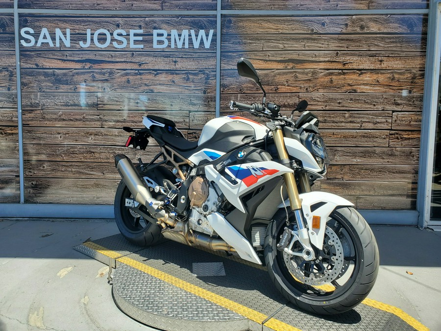 2024 BMW S 1000 R