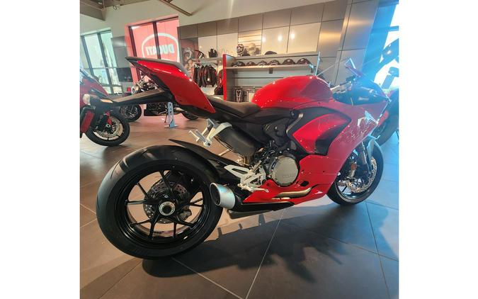 2024 Ducati Panigale V2