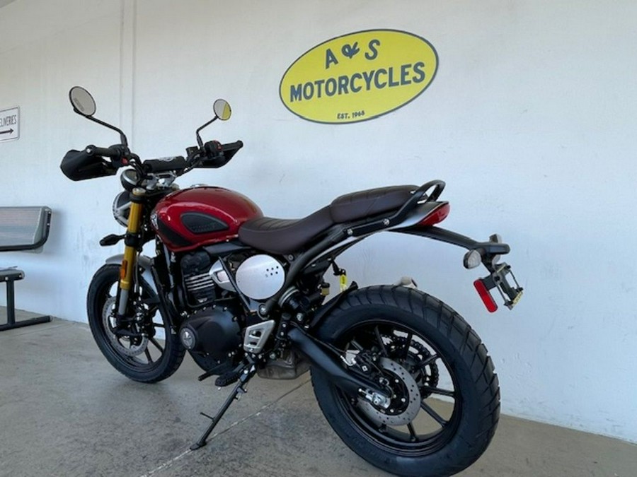 2024 Triumph Scrambler 400 X Carnival Red / Phantom Black