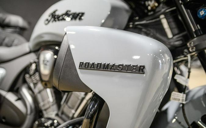 2025 Indian Motorcycle Roadmaster® PowerPlus Dark Horse® with 112 and PowerBand Audio Package