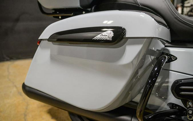 2025 Indian Motorcycle Roadmaster® PowerPlus Dark Horse® with 112 and PowerBand Audio Package