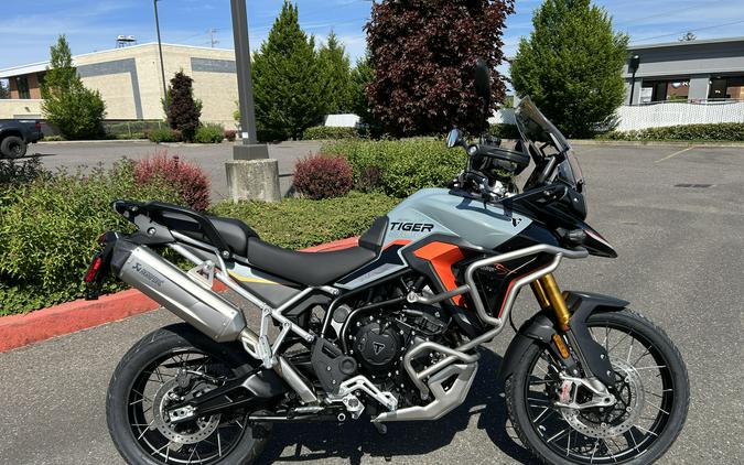 2026 Triumph TIGER 900 RALLY PRO DESERT EDITION
