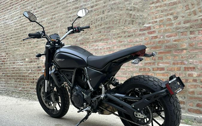 2025 Ducati Scrambler Icon