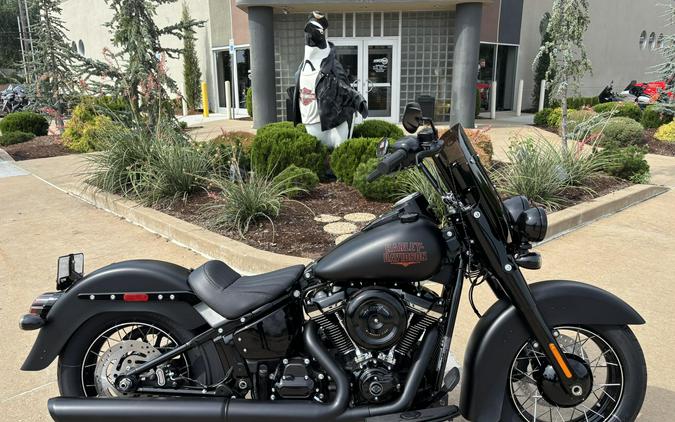 2026 Harley-Davidson FLHD Deadwood