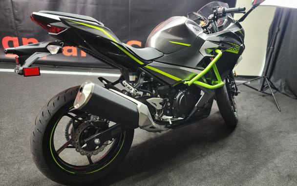 2021 Kawasaki NINJA 400 ABS