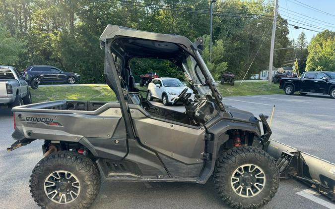 2017 Honda® Pioneer 1000 Limited Edition