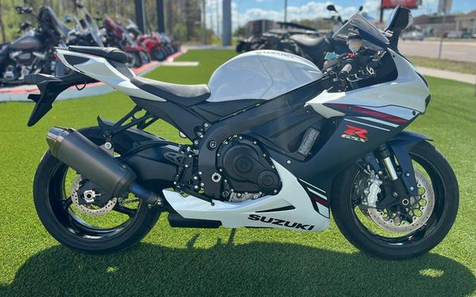 2025 Suzuki GSX-R 600