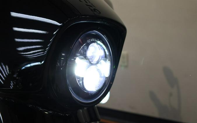 FLHXS 2017 Street Glide® Special