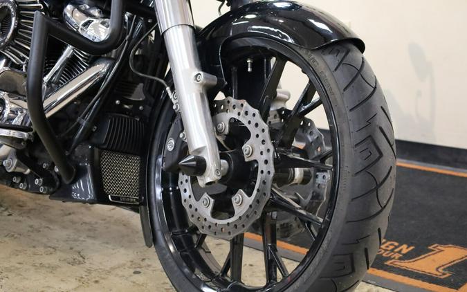 FLHXS 2017 Street Glide® Special