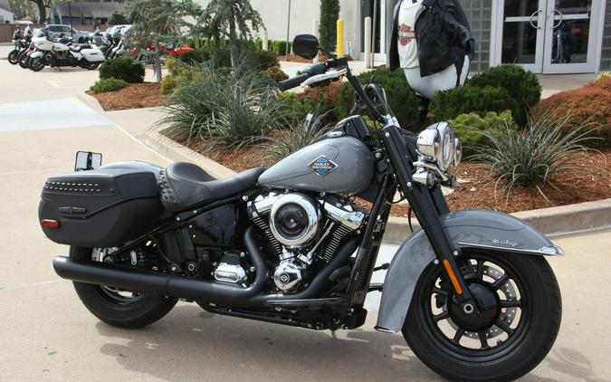 2026 Harley-Davidson FLHC Heritage Classic