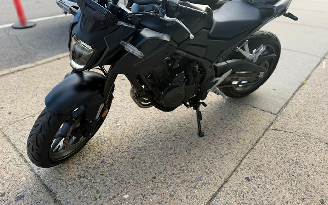 2025 Honda CB500F ABS