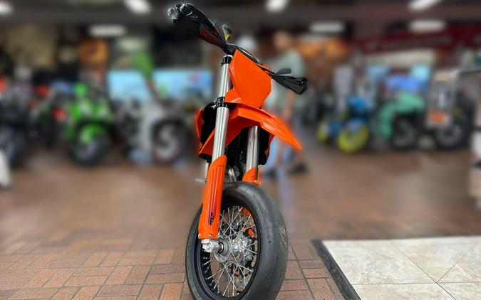 2025 KTM 450 SMR