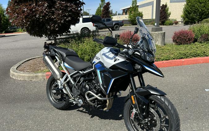 2026 Triumph TIGER 900 GT PRO ALPINE EDITION