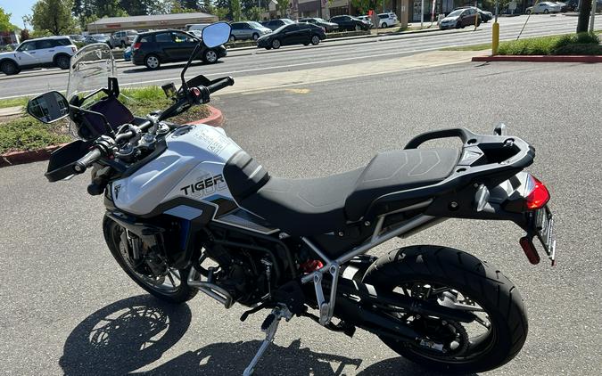 2026 Triumph TIGER 900 GT PRO ALPINE EDITION