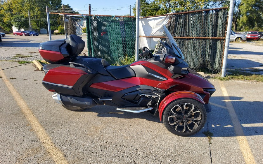 2021 Can-Am™ Spyder RT Limited