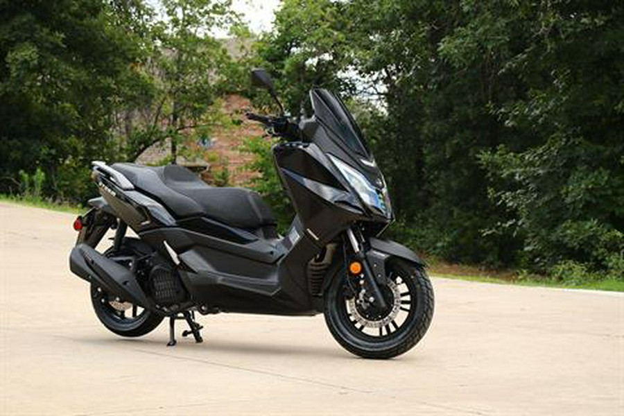 2024 Freedom Scooter Storm 150XH