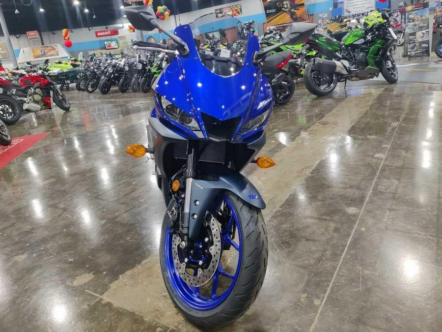 2024 Yamaha YZFR3