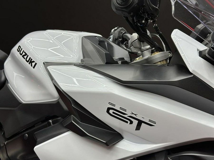 2026 Suzuki GSX-S 1000GT