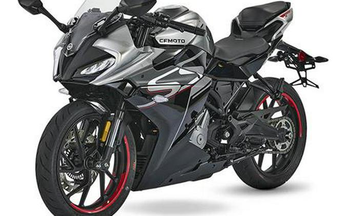 2023 CFMOTO 300SS