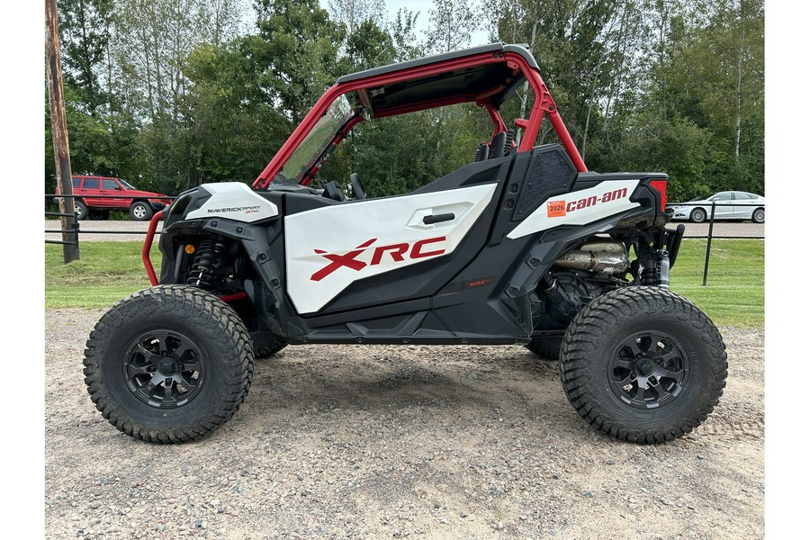 2024 Can-Am Maverick Sport X RC 1000R White & Red