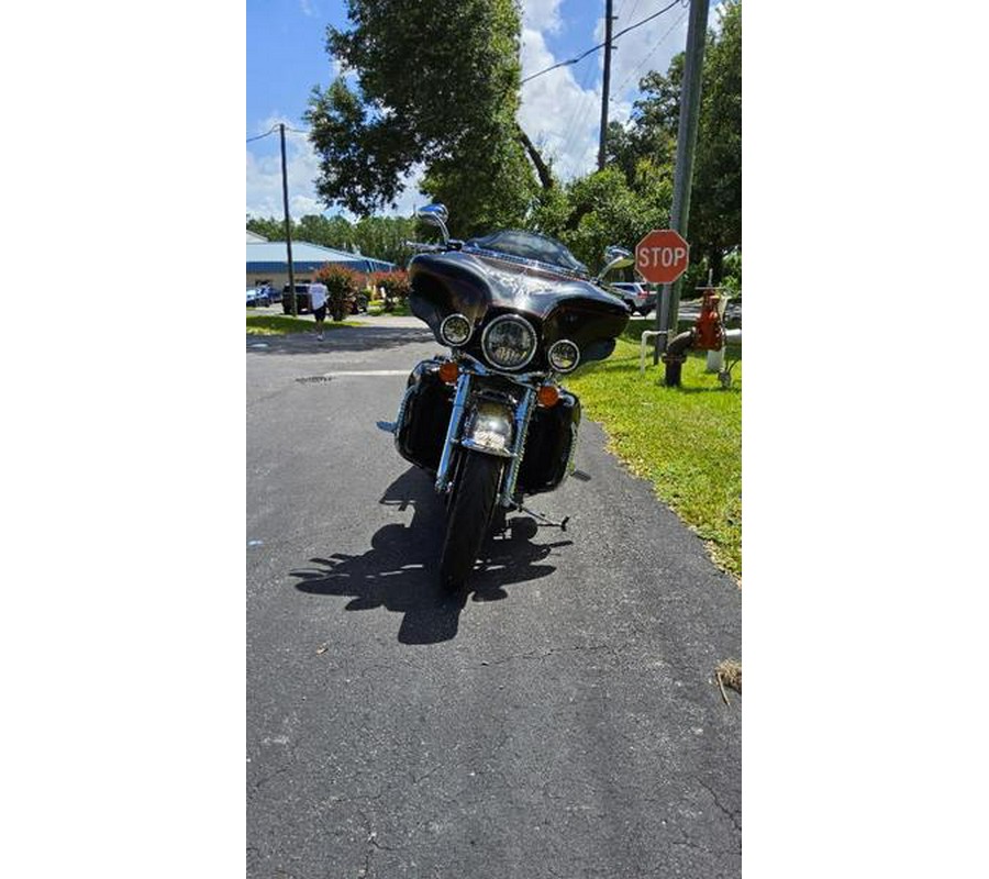 2011 Harley-Davidson® FLHTCU - Ultra Classic® Electra Glide®