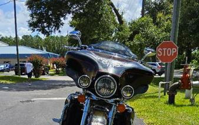 2011 Harley-Davidson® FLHTCU - Ultra Classic® Electra Glide®