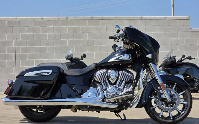 2023 Indian Motorcycle® Chieftain® Limited Black Metallic