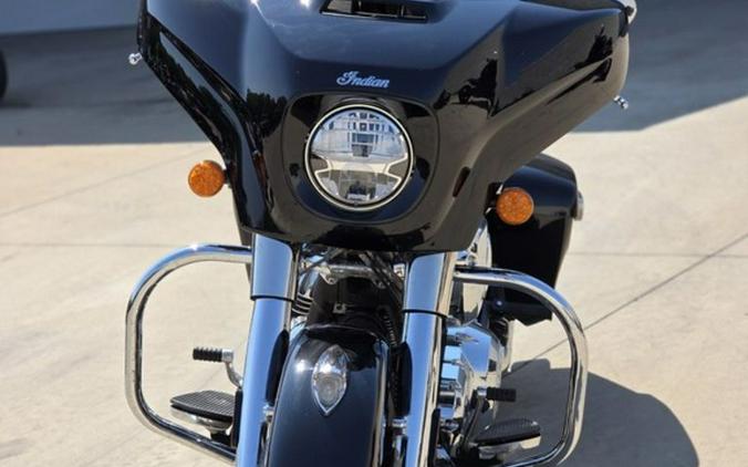 2023 Indian Motorcycle® Chieftain® Limited Black Metallic