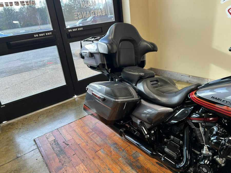 Used 2020 Harley-Davidson CVO Street Glide Grand American Touring Motorcycle For Sale Near Memphis, TN