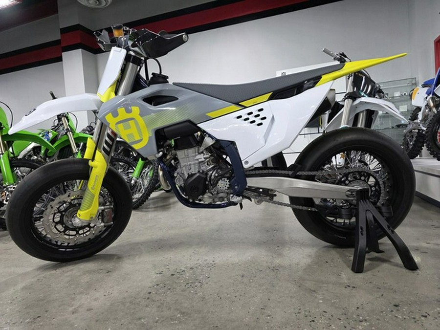 2024 Husqvarna FS 450