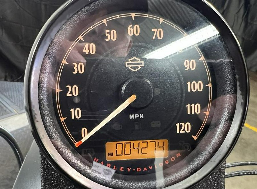 2022 Harley-Davidson® XL883N - Iron 883™