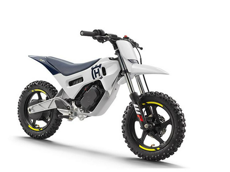 2024 Husqvarna® EE 2