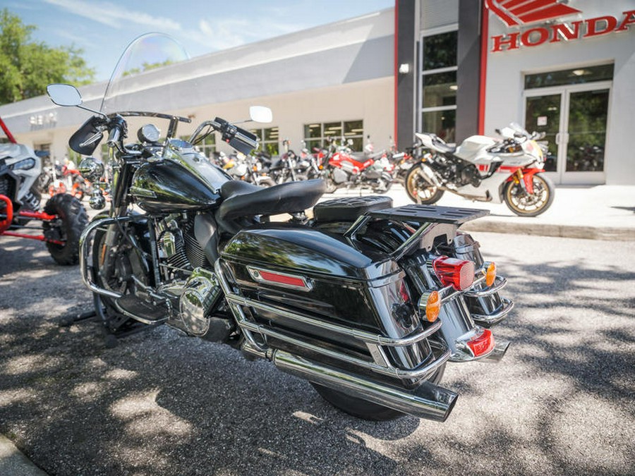 2014 Harley-Davidson® FLHP - Road King® Police