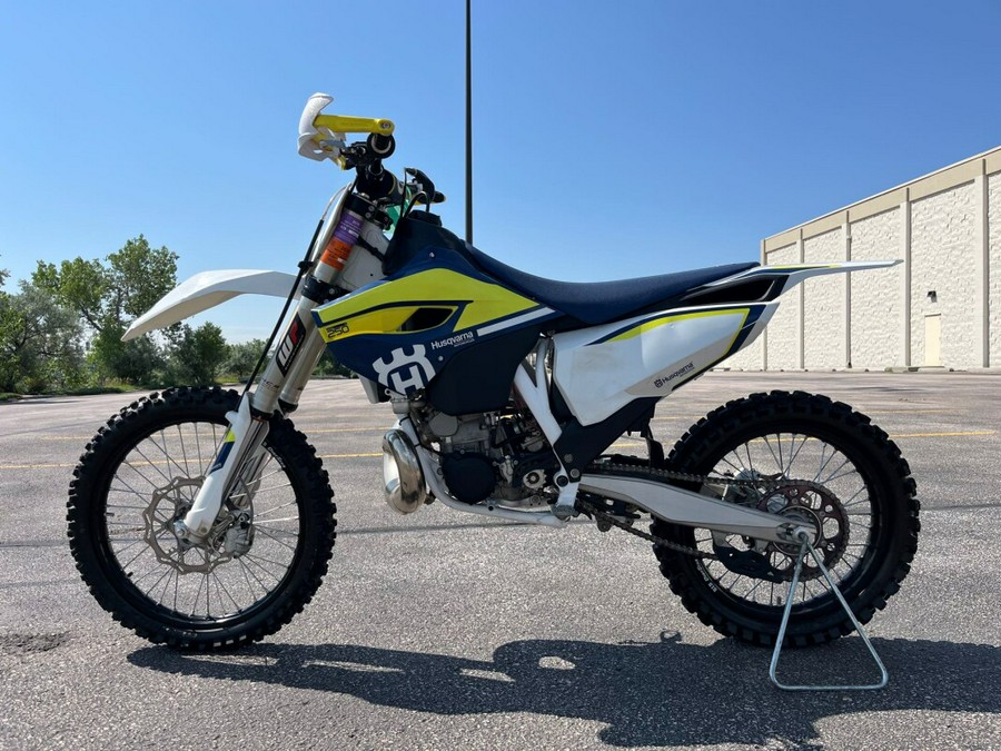 2016 Husqvarna TC 250