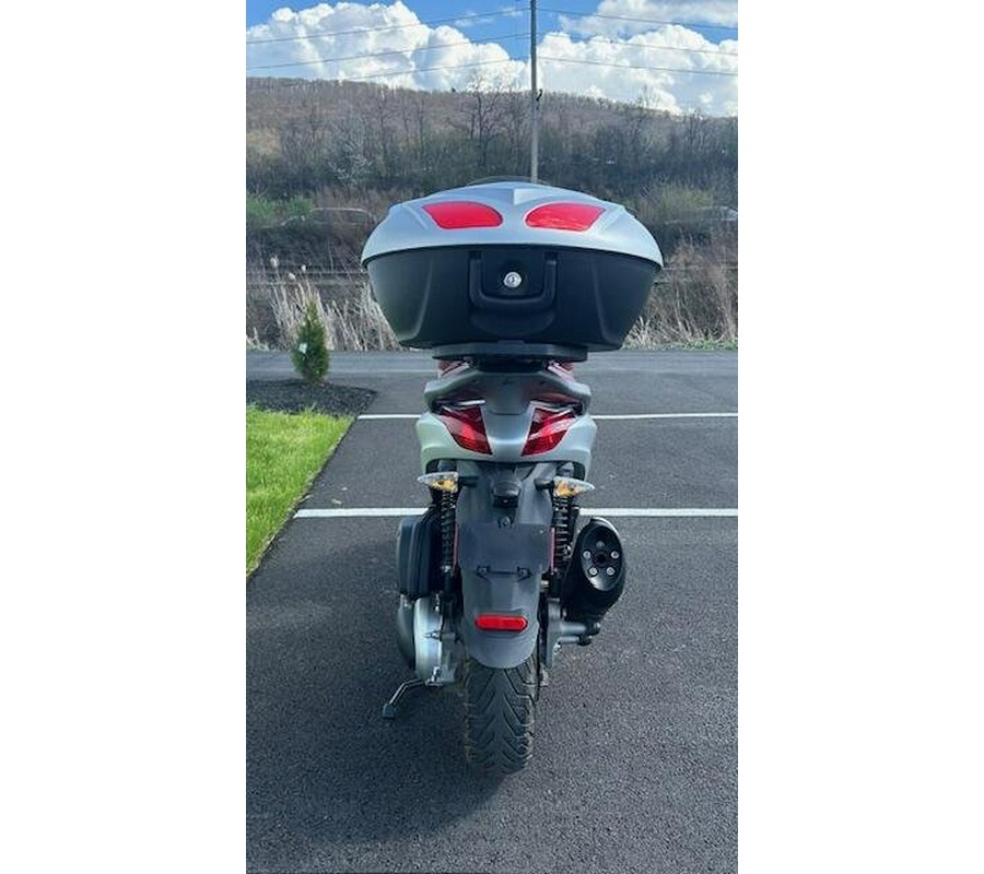 2013 Piaggio BV 350
