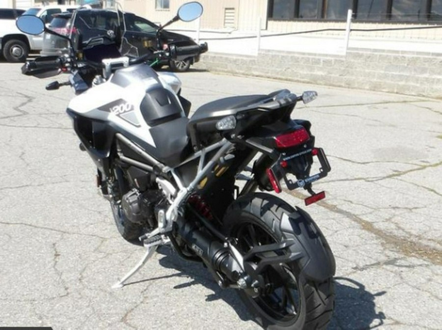 2025 Triumph Tiger 1200 GT Pro Snowdonia White GT Pro