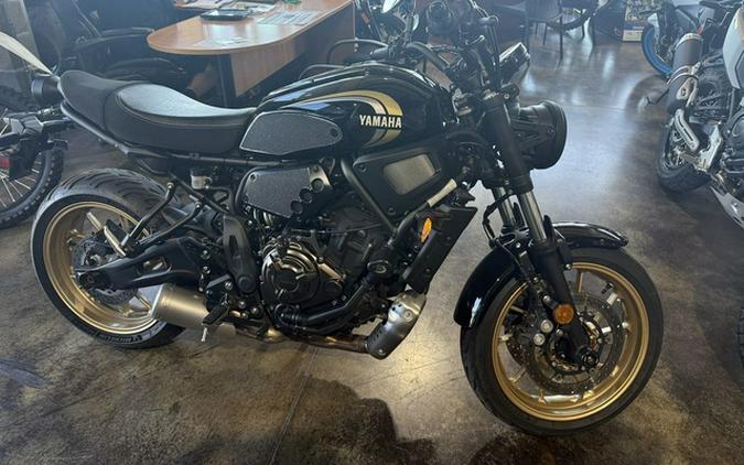 2023 Yamaha XSR-700 700