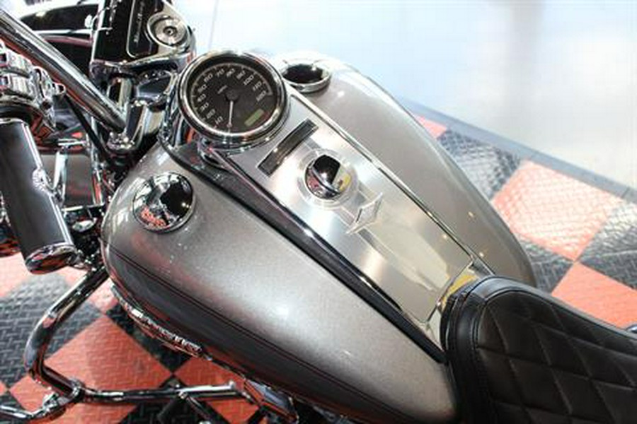 2016 Harley-Davidson Road King®