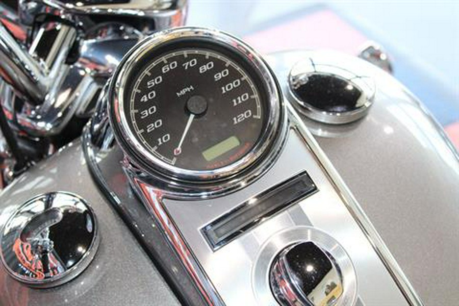 2016 Harley-Davidson Road King®