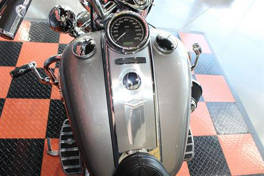 2016 Harley-Davidson Road King®