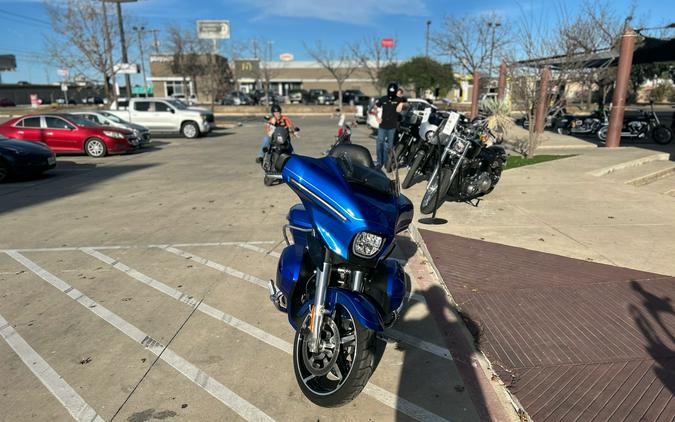 2025 Harley-Davidson Street Glide® Ultra
